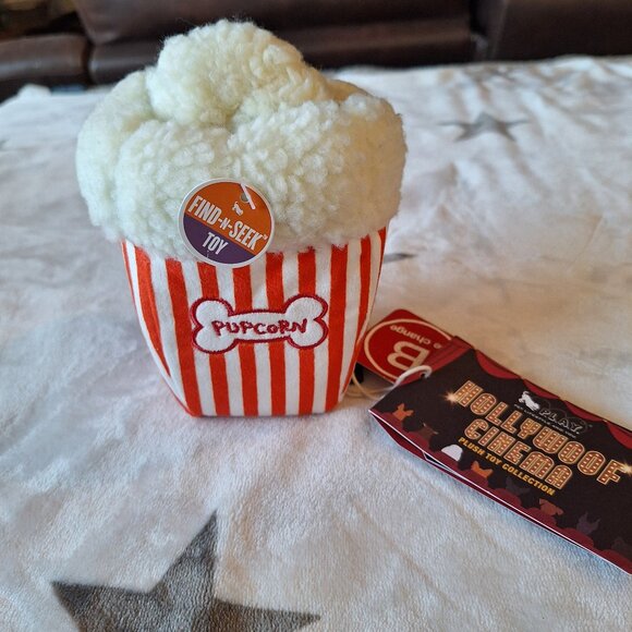 P.L.A.Y.'s Hollywoof Cinema Poppin' Pupcorn Fun Dog Toy New Squeaks Crinkle - Picture 1 of 10